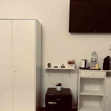 Emma Oda ve Kahvaltı